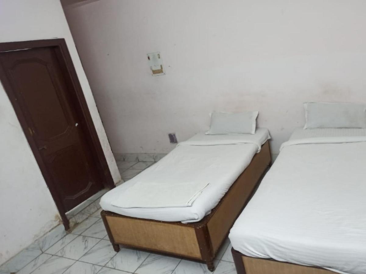 Oyo 80830 Hotel Buddha International Bodh Gaya Exterior photo